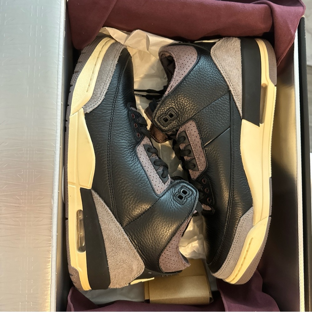 Men's Black and Gray Sneakers